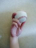 野田 浩司のフォークボールの握り方4