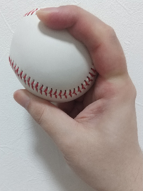 右面から見たフォークボールの握り方