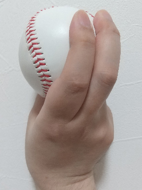 背面から見たスローカーブの握り方